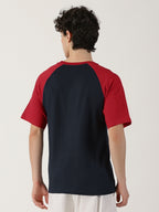 Red Pulse Raglan