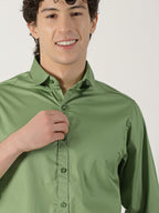 The Bleu Label Cotton Full Sleeve Solid Shirt - GREEN